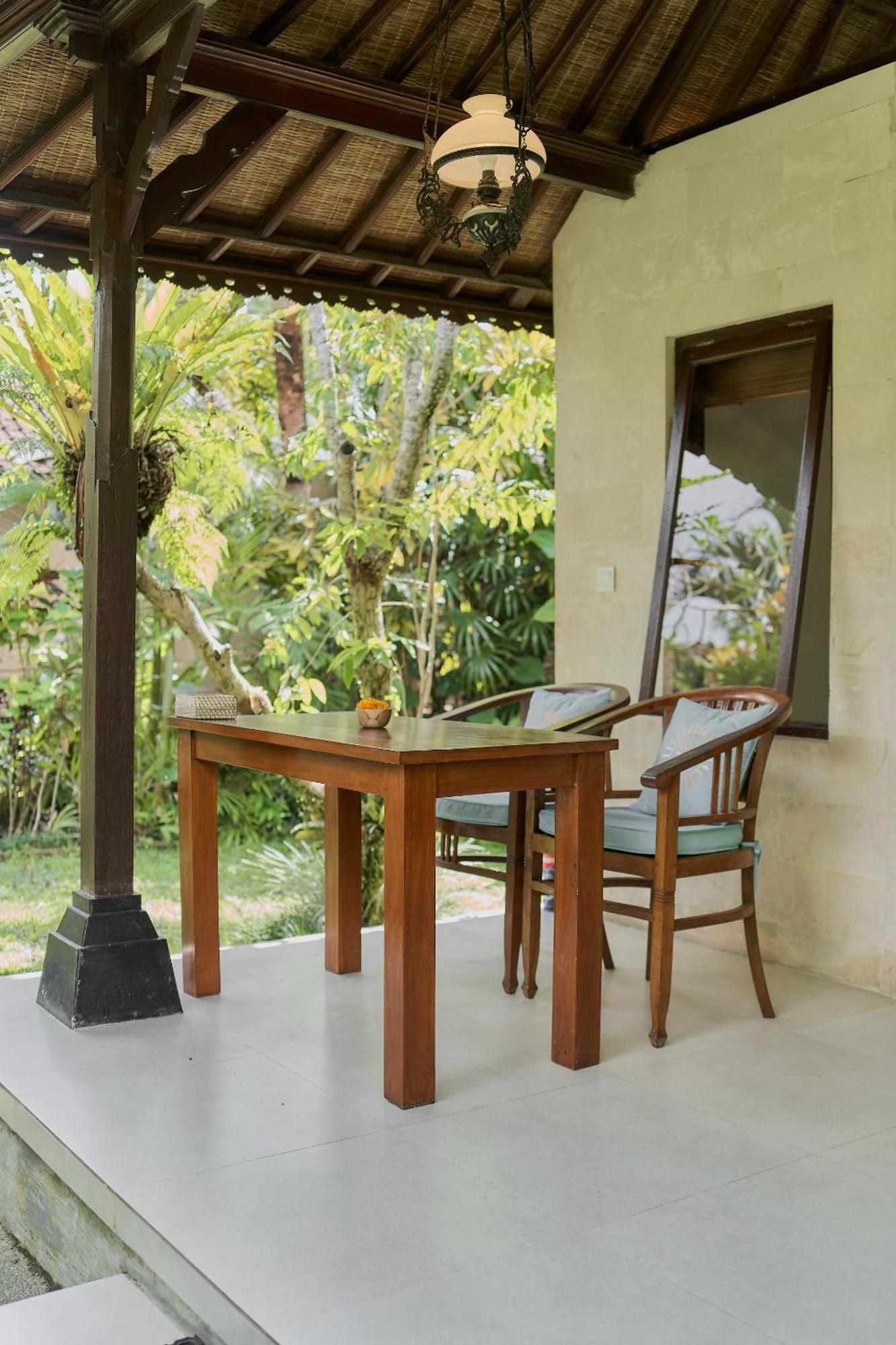 Sama's And Bed & Breakfast Ubud