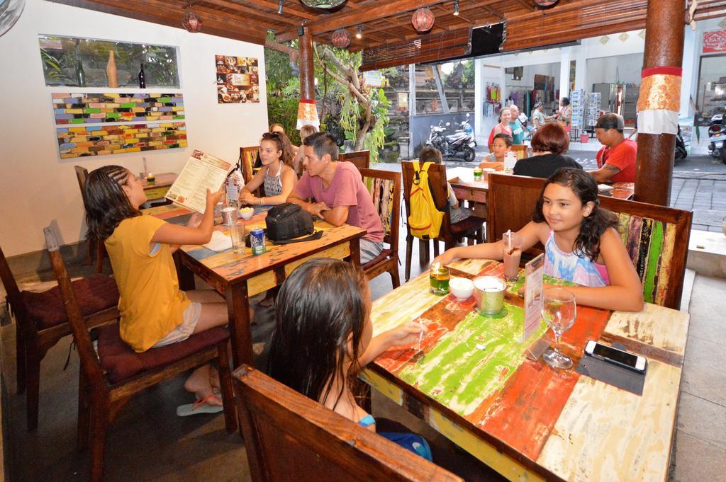 Bed & Breakfast Sama's And Ubud